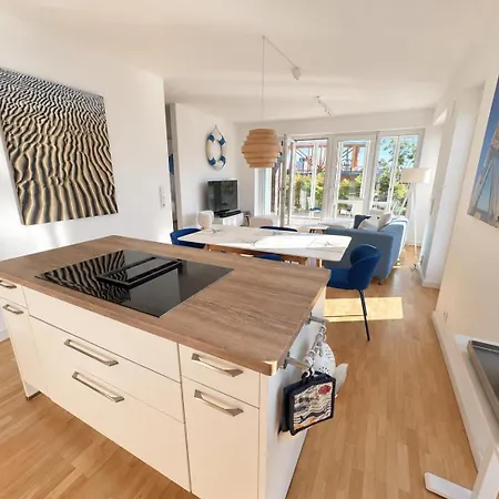 Haus Marina Kapitän-alexander-straße 39, 27472 Ankerplatz Whg. 22, Seesicht *